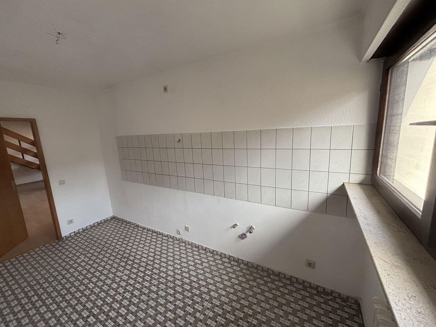 Prenájom bytu 4-izbový 117 m², Klosterstr. 76, Randersacker, Bavorsko Prenájom bytu 4-izbový 117 m², Klosterstr. 76, Randersacker, Bavorsko