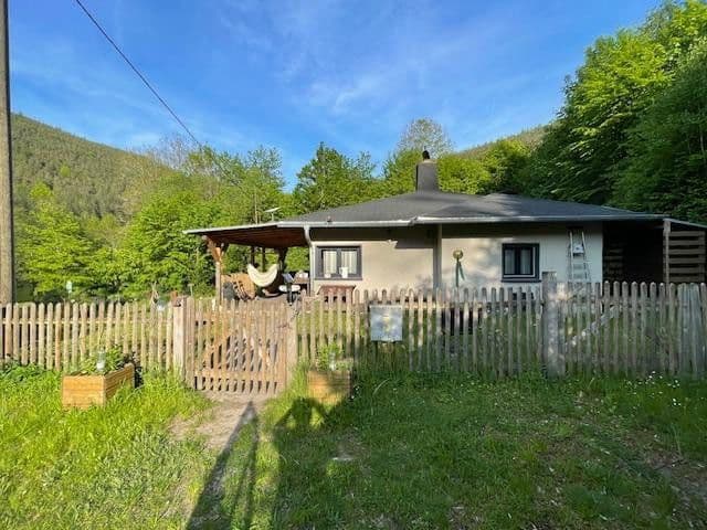 Predaj domu 60 m², pozemek 1.180 m², Waldsiedlung 3, Elmstein, Porýnie-Falcko Predaj domu 60 m², pozemek 1.180 m², Waldsiedlung 3, Elmstein, Porýnie-Falcko