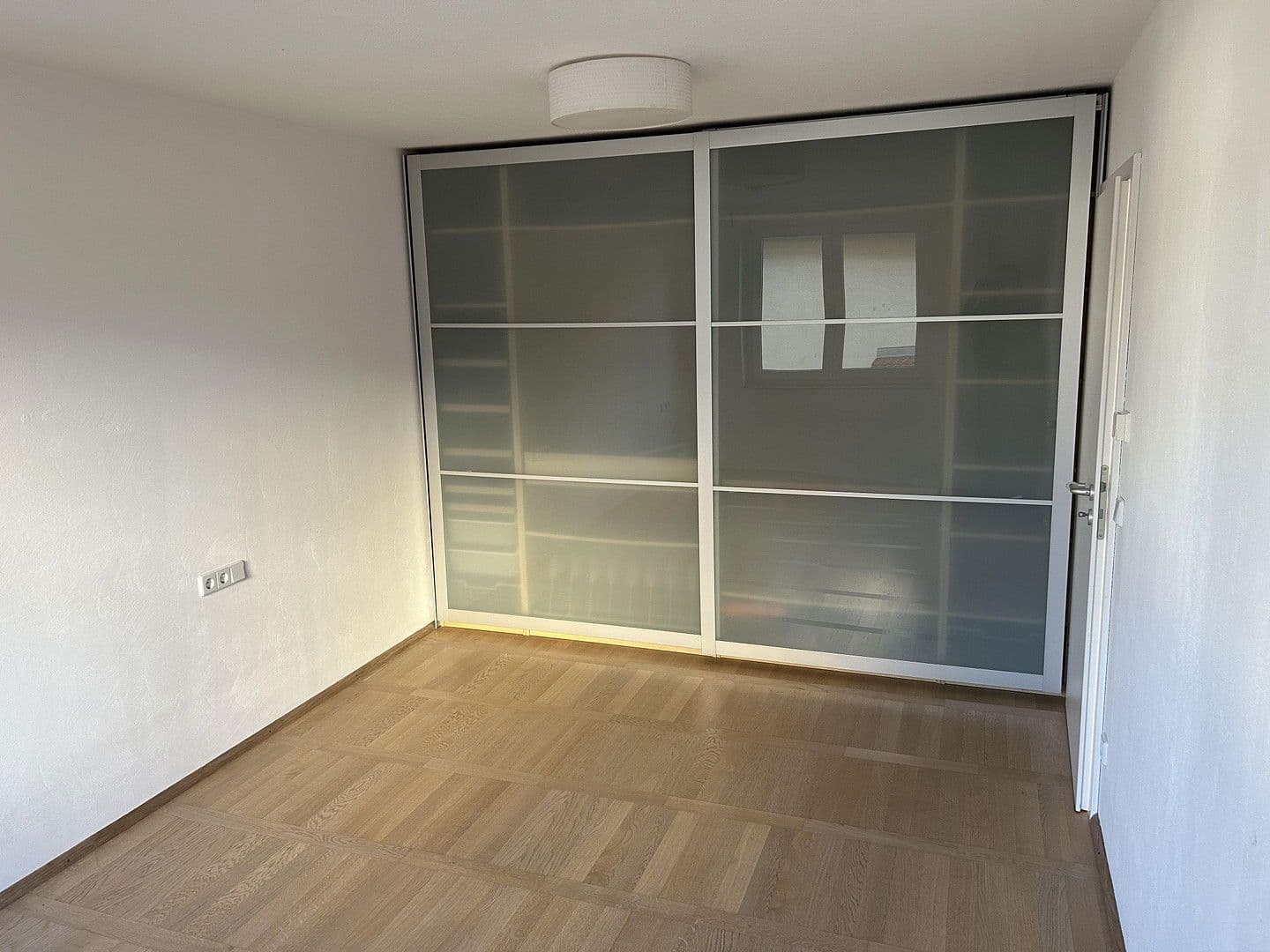 Predaj bytu 4-izbový 120 m², Sindelfingen, Bádensko-Wurttembersko Predaj bytu 4-izbový 120 m², Sindelfingen, Bádensko-Wurttembersko