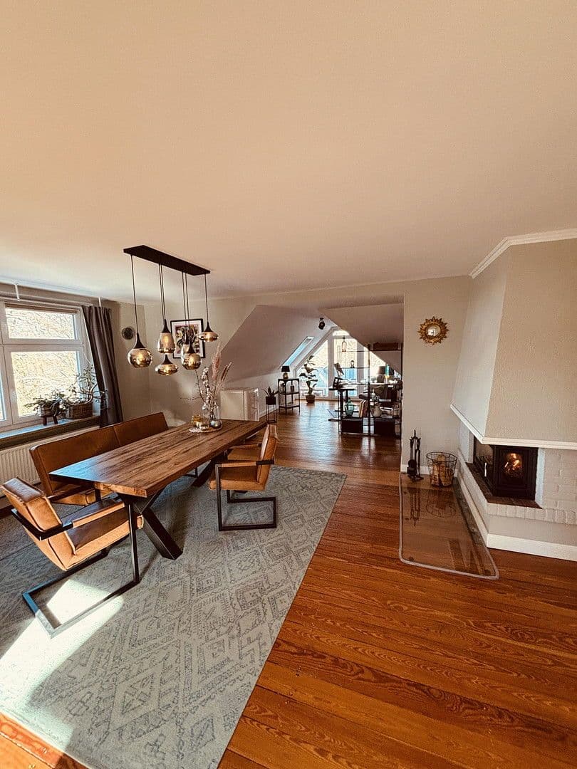 Predaj bytu 3-izbový 135 m², Aumühle, Šlezvicko-Holštajnsko Predaj bytu 3-izbový 135 m², Aumühle, Šlezvicko-Holštajnsko