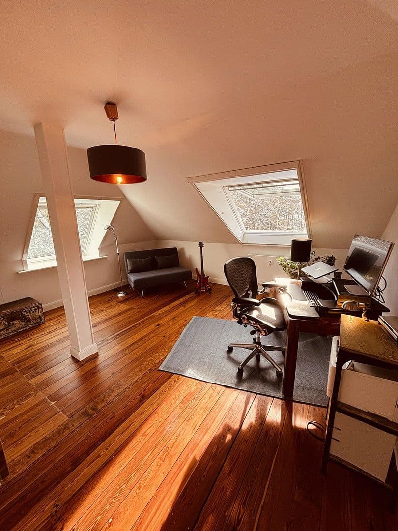 Predaj bytu 3-izbový 135 m², Aumühle, Šlezvicko-Holštajnsko Predaj bytu 3-izbový 135 m², Aumühle, Šlezvicko-Holštajnsko