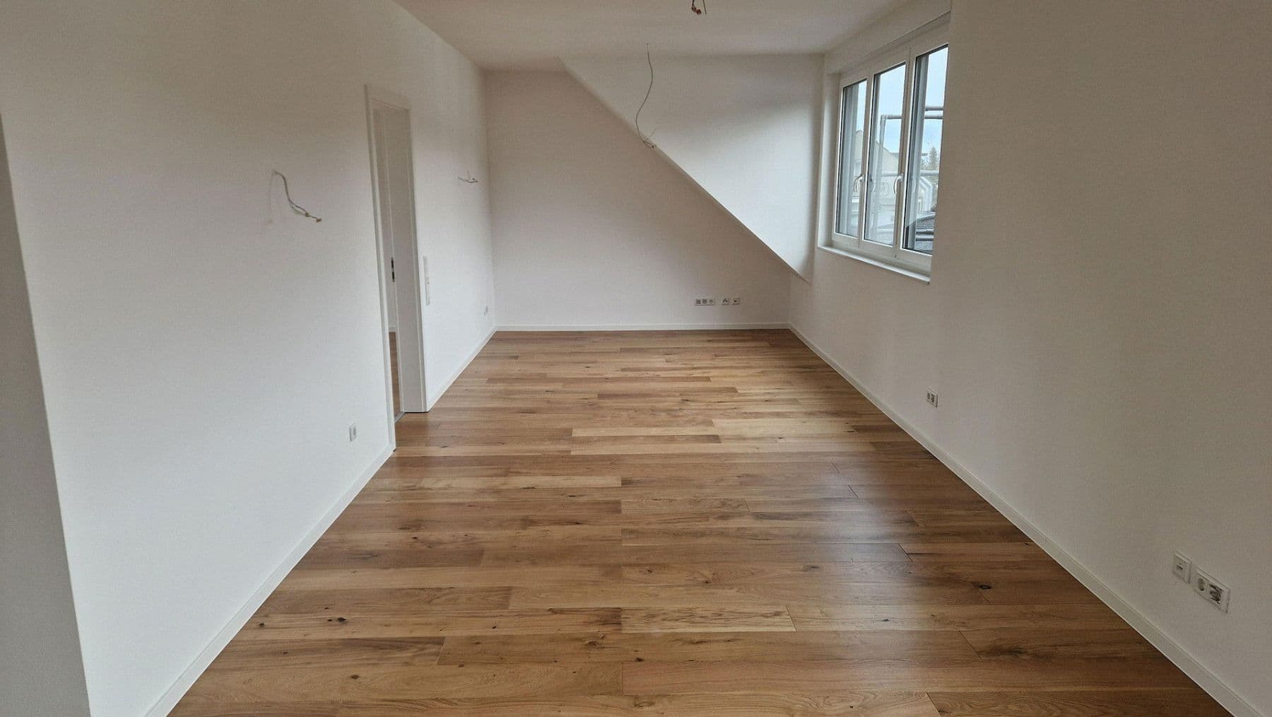 Prenájom bytu 2-izbový 67 m², Schönthaler Str. 50, Langerwehe, Severné Porýnie - Westfálsko Prenájom bytu 2-izbový 67 m², Schönthaler Str. 50, Langerwehe, Severné Porýnie - Westfálsko