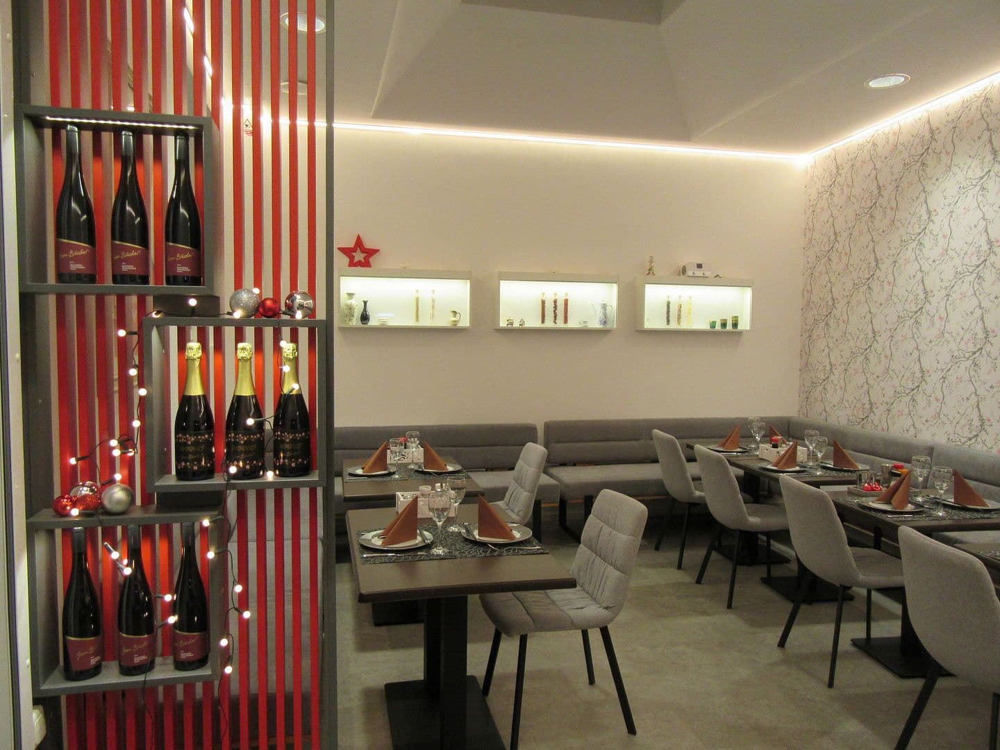 Prenájom nebytového priestoru 462 m², Mülheim an der Ruhr, Severné Porýnie - Westfálsko Prenájom nebytového priestoru 462 m², Mülheim an der Ruhr, Severné Porýnie - Westfálsko