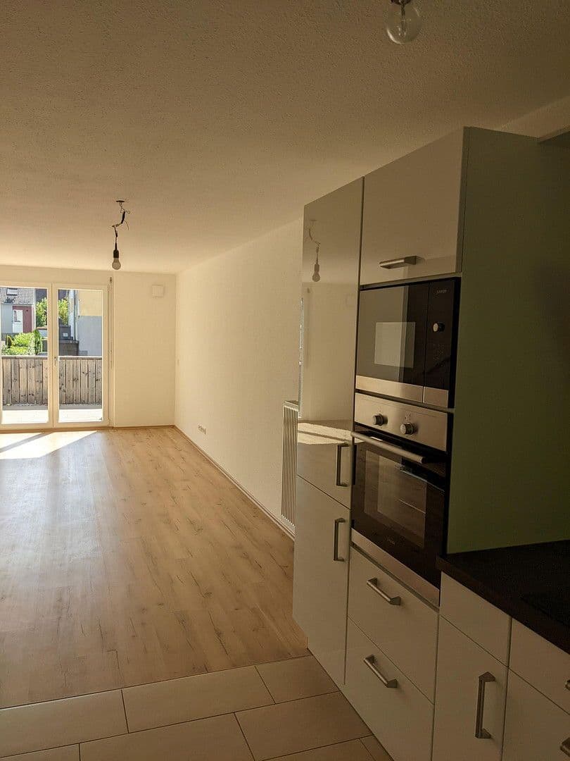 Predaj domu 144 m², pozemek 150 m², Flein, Bádensko-Wurttembersko Predaj domu 144 m², pozemek 150 m², Flein, Bádensko-Wurttembersko