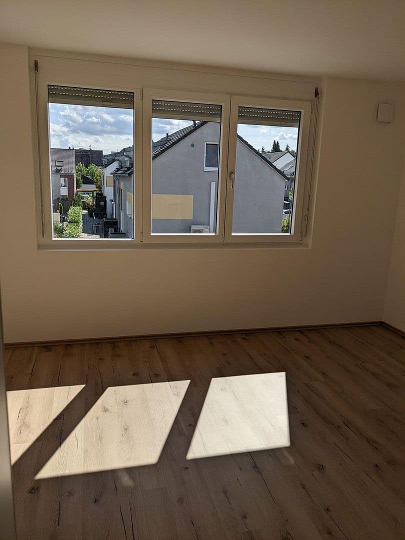 Predaj domu 144 m², pozemek 150 m², Flein, Bádensko-Wurttembersko Predaj domu 144 m², pozemek 150 m², Flein, Bádensko-Wurttembersko