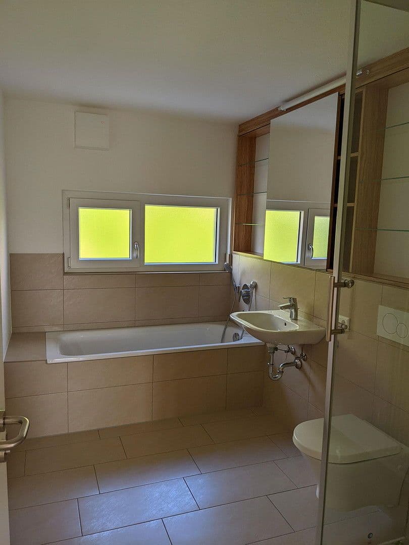 Predaj domu 144 m², pozemek 150 m², Flein, Bádensko-Wurttembersko Predaj domu 144 m², pozemek 150 m², Flein, Bádensko-Wurttembersko