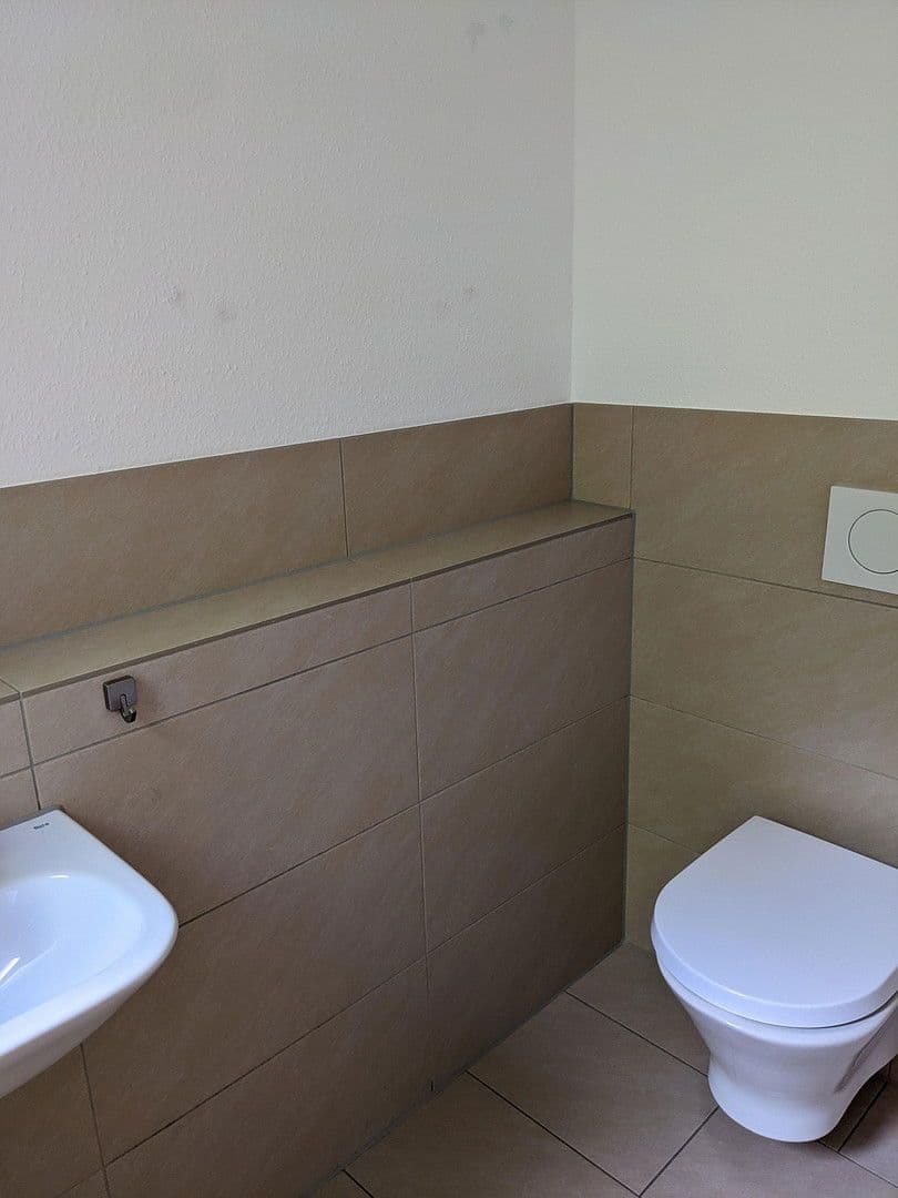 Predaj domu 144 m², pozemek 150 m², Flein, Bádensko-Wurttembersko Predaj domu 144 m², pozemek 150 m², Flein, Bádensko-Wurttembersko