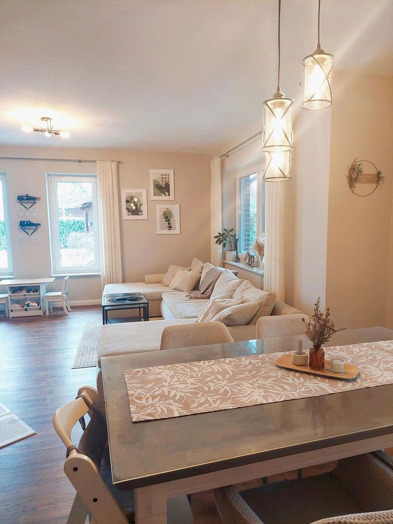 Predaj domu 170 m², pozemek 749 m², Laurentiusstraße 1, Oberlangen, Dolné Sasko Predaj domu 170 m², pozemek 749 m², Laurentiusstraße 1, Oberlangen, Dolné Sasko