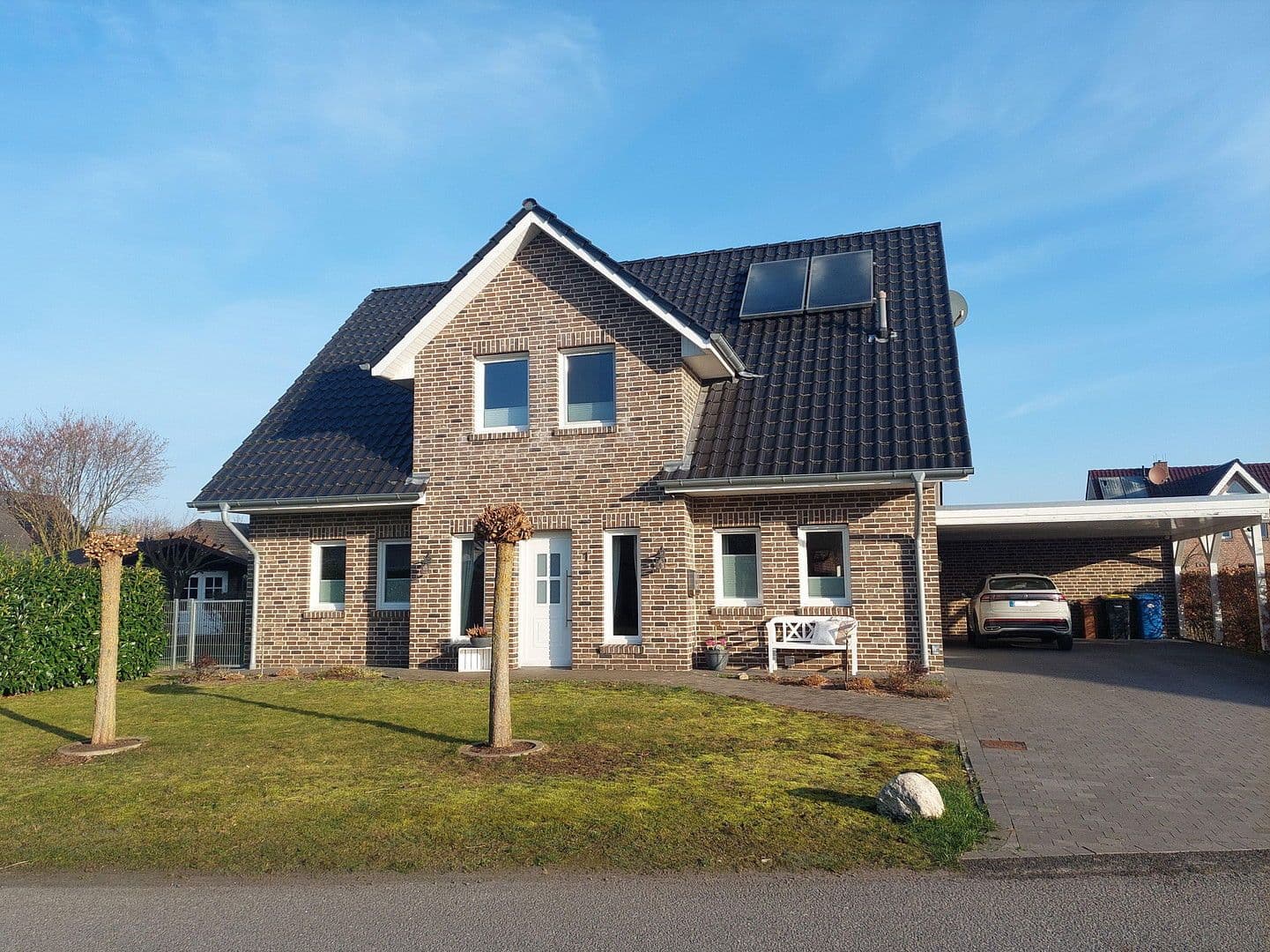 Predaj domu 170 m², pozemek 749 m², Laurentiusstraße 1, Oberlangen, Dolné Sasko Predaj domu 170 m², pozemek 749 m², Laurentiusstraße 1, Oberlangen, Dolné Sasko