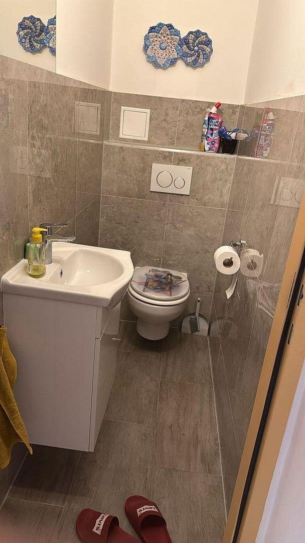 Prenájom bytu 3-izbový 69 m², Wien, Viedeň Prenájom bytu 3-izbový 69 m², Wien, Viedeň