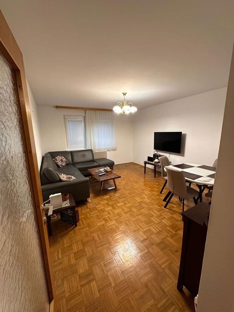 Prenájom bytu 3-izbový 69 m², Wien, Viedeň Prenájom bytu 3-izbový 69 m², Wien, Viedeň