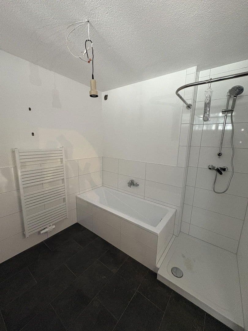 Prenájom bytu 3-izbový 90 m², Goethestraße 16, Nattheim, Bádensko-Wurttembersko Prenájom bytu 3-izbový 90 m², Goethestraße 16, Nattheim, Bádensko-Wurttembersko