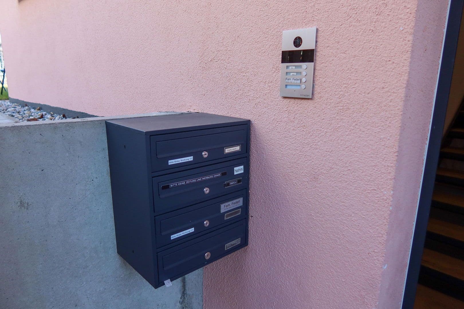 Predaj domu 287 m², pozemek 717 m², Neumarkt in der Oberpfalz, Bavorsko Predaj domu 287 m², pozemek 717 m², Neumarkt in der Oberpfalz, Bavorsko