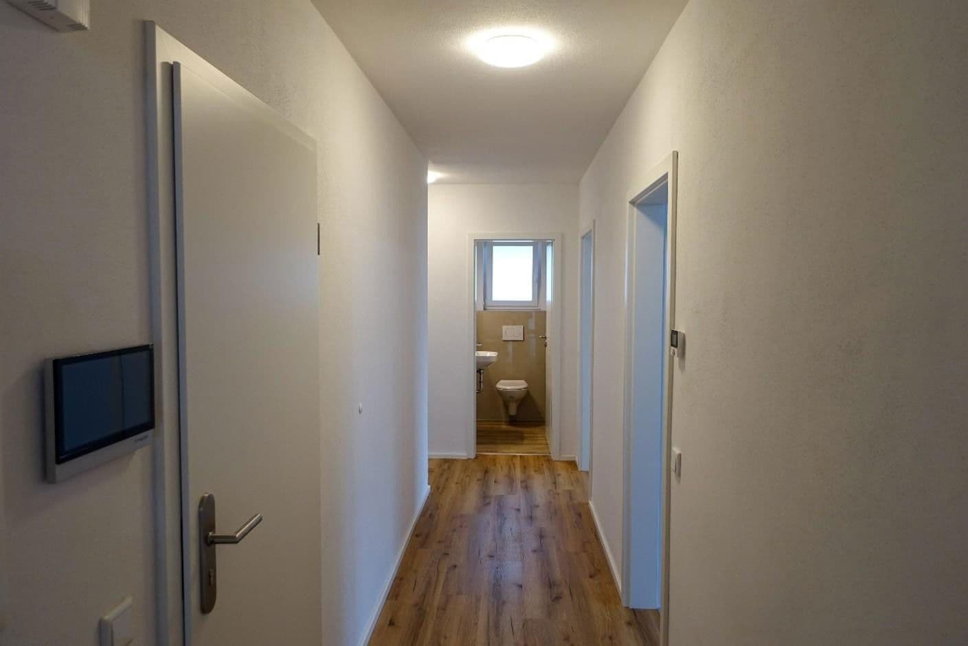Predaj domu 287 m², pozemek 717 m², Neumarkt in der Oberpfalz, Bavorsko Predaj domu 287 m², pozemek 717 m², Neumarkt in der Oberpfalz, Bavorsko