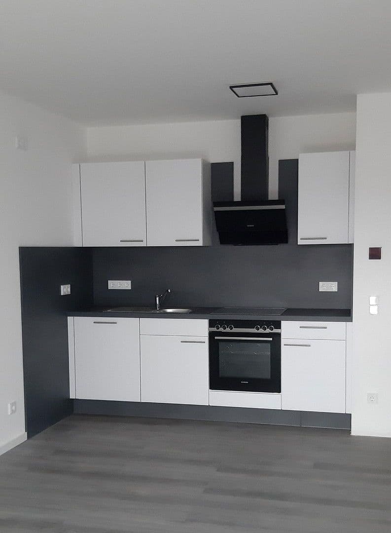 Prenájom bytu 2-izbový 58 m², Fuldatal, Hesensko Prenájom bytu 2-izbový 58 m², Fuldatal, Hesensko