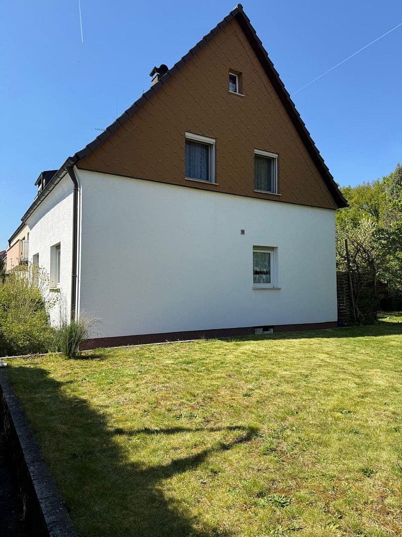 Predaj domu 100 m², pozemek 525 m², Nürnberg, Bavorsko Predaj domu 100 m², pozemek 525 m², Nürnberg, Bavorsko