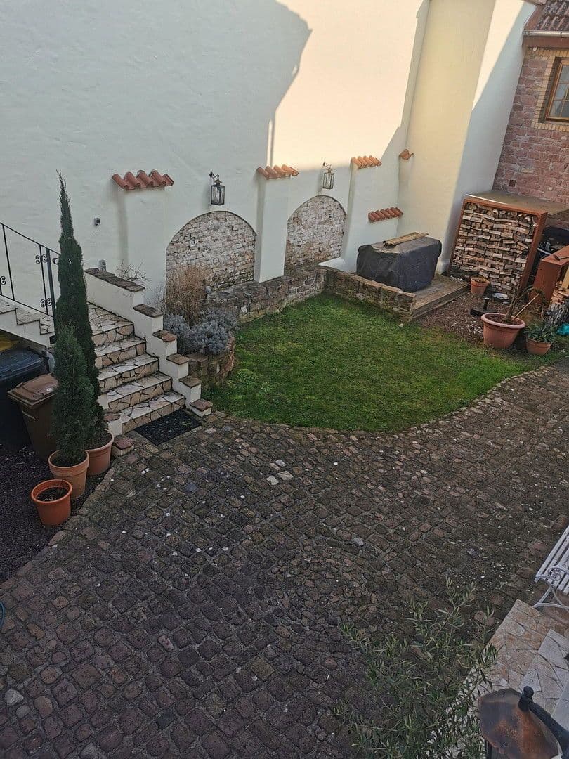 Predaj domu 108 m², pozemek 104 m², Mannheim, Bádensko-Wurttembersko Predaj domu 108 m², pozemek 104 m², Mannheim, Bádensko-Wurttembersko