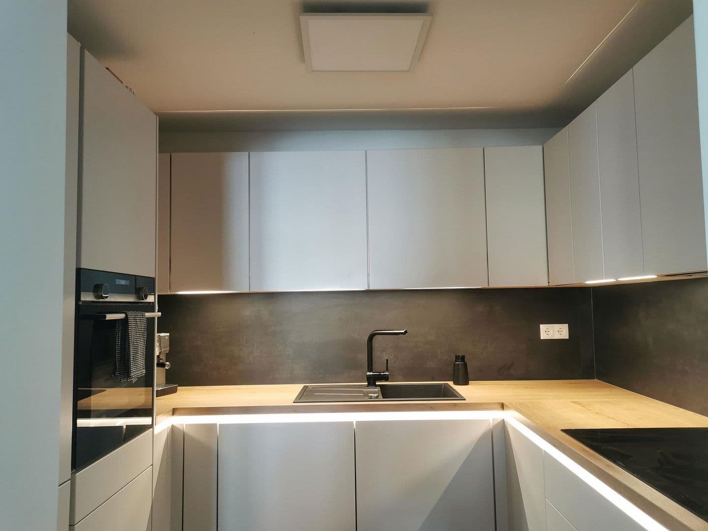 Predaj domu 108 m², pozemek 104 m², Mannheim, Bádensko-Wurttembersko Predaj domu 108 m², pozemek 104 m², Mannheim, Bádensko-Wurttembersko