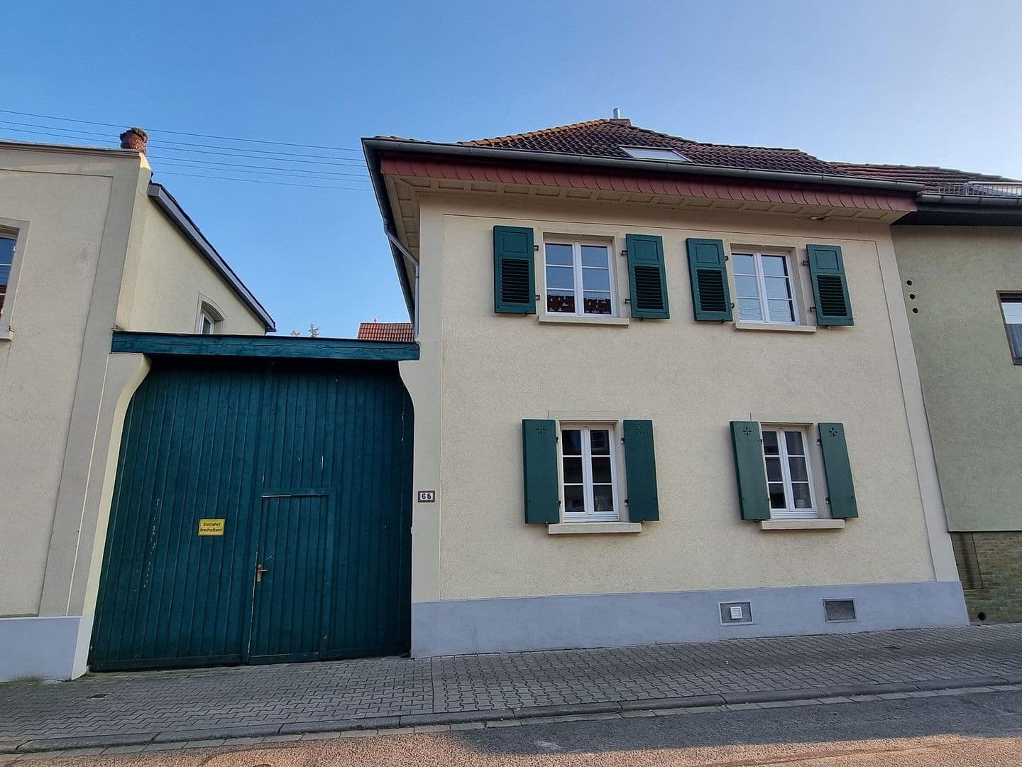 Predaj domu 108 m², pozemek 104 m², Mannheim, Bádensko-Wurttembersko Predaj domu 108 m², pozemek 104 m², Mannheim, Bádensko-Wurttembersko