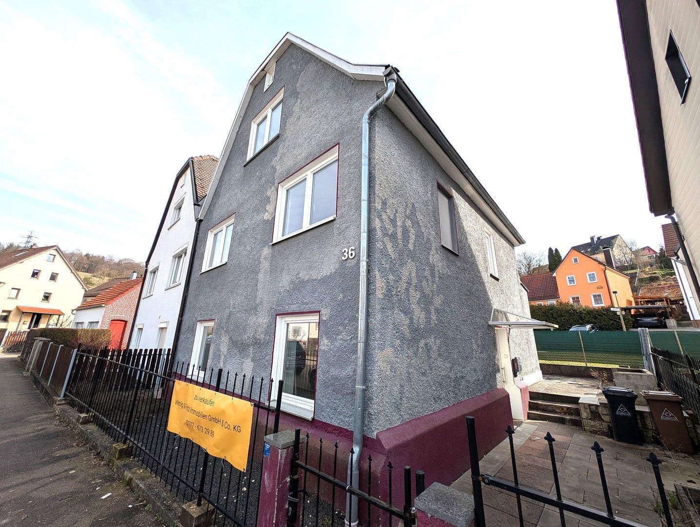 Predaj domu 106 m², pozemek 124 m², Kapellstraße 36, Heidenheim an der Brenz, Bádensko-Wurttembersko Predaj domu 106 m², pozemek 124 m², Kapellstraße 36, Heidenheim an der Brenz, Bádensko-Wurttembersko