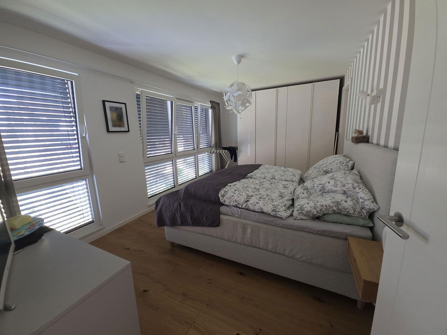 Prenájom bytu 4-izbový 135 m², Hilden, Severné Porýnie - Westfálsko Prenájom bytu 4-izbový 135 m², Hilden, Severné Porýnie - Westfálsko