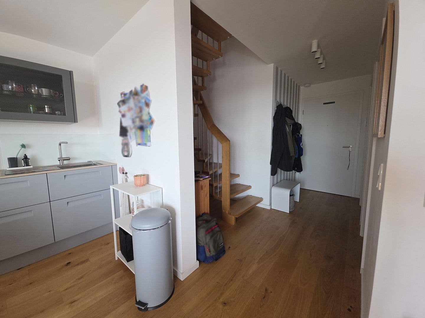 Prenájom bytu 4-izbový 135 m², Hilden, Severné Porýnie - Westfálsko Prenájom bytu 4-izbový 135 m², Hilden, Severné Porýnie - Westfálsko