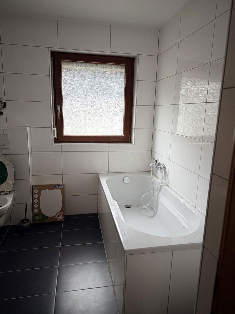 Prenájom bytu 4-izbový 155 m², Hauptstrasse. 139, Gorxheimertal, Hesensko Prenájom bytu 4-izbový 155 m², Hauptstrasse. 139, Gorxheimertal, Hesensko