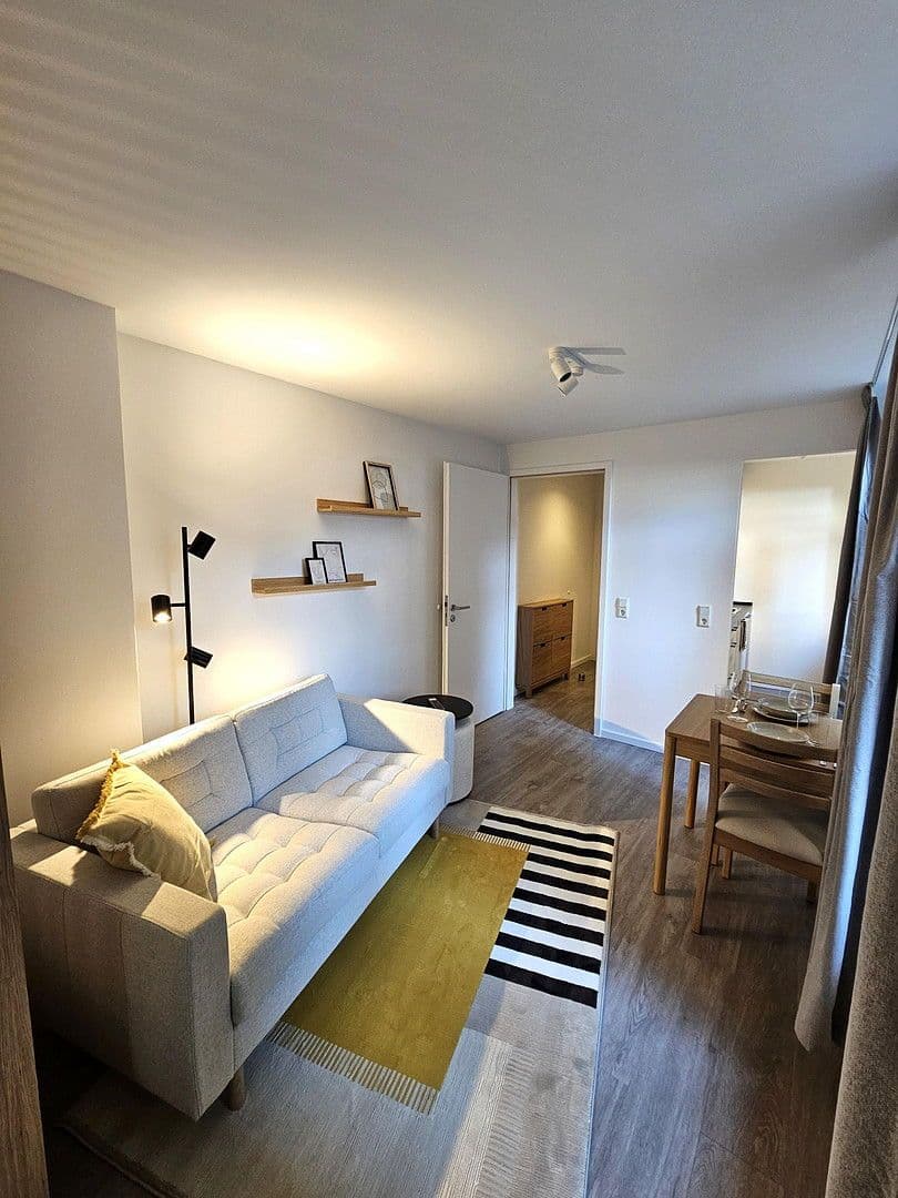 Prenájom bytu 1-izbový 27 m², Grabengasse 27, Köln, Severné Porýnie - Westfálsko Prenájom bytu 1-izbový 27 m², Grabengasse 27, Köln, Severné Porýnie - Westfálsko