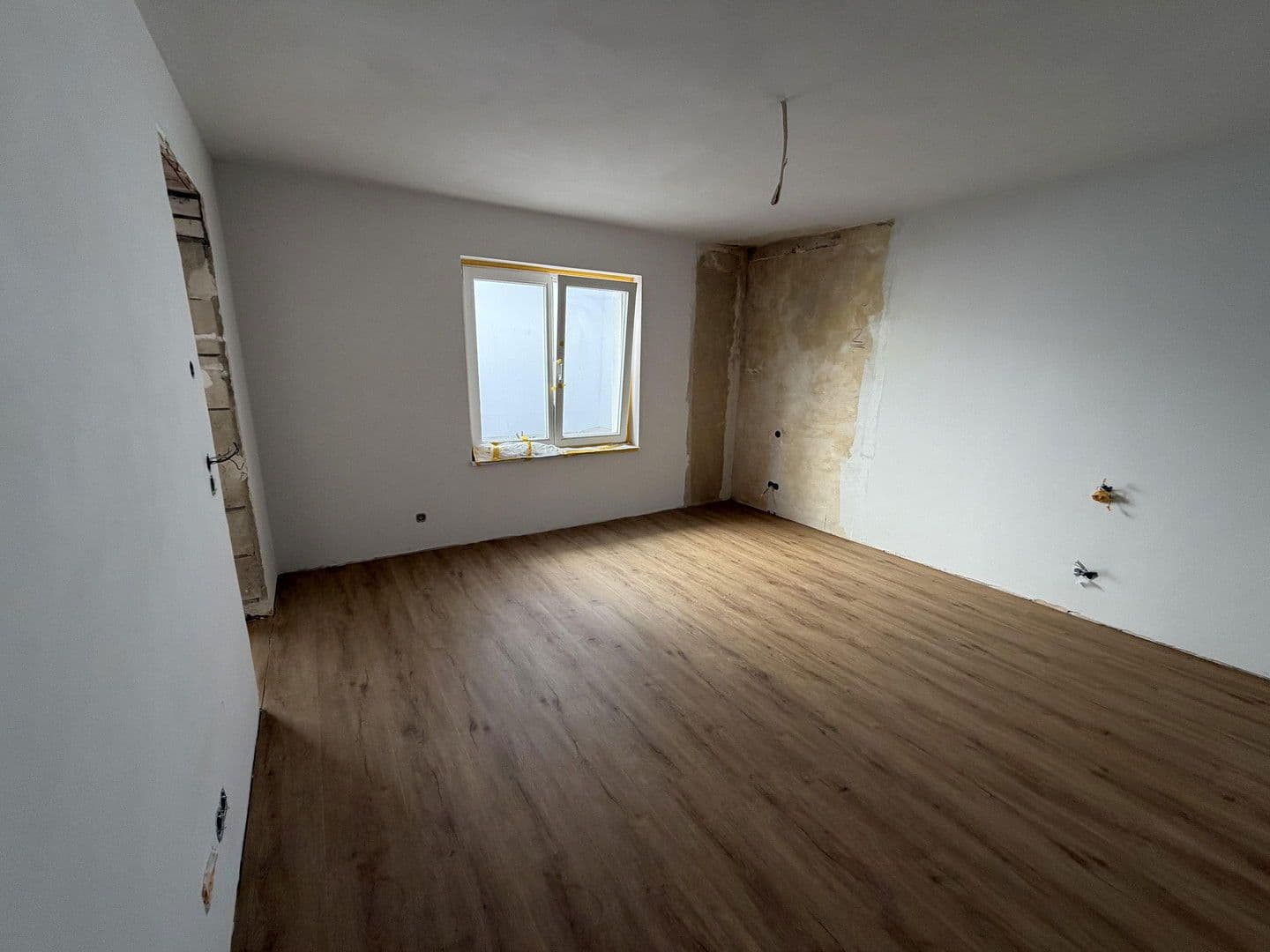 Prenájom bytu 3-izbový 100 m², Hauptstraße 42, Volkach, Bavorsko Prenájom bytu 3-izbový 100 m², Hauptstraße 42, Volkach, Bavorsko