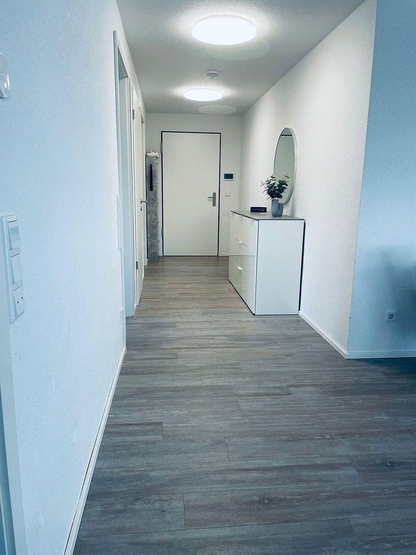 Prenájom bytu 3-izbový 80 m², Kirchberg an der Murr, Bádensko-Wurttembersko Prenájom bytu 3-izbový 80 m², Kirchberg an der Murr, Bádensko-Wurttembersko