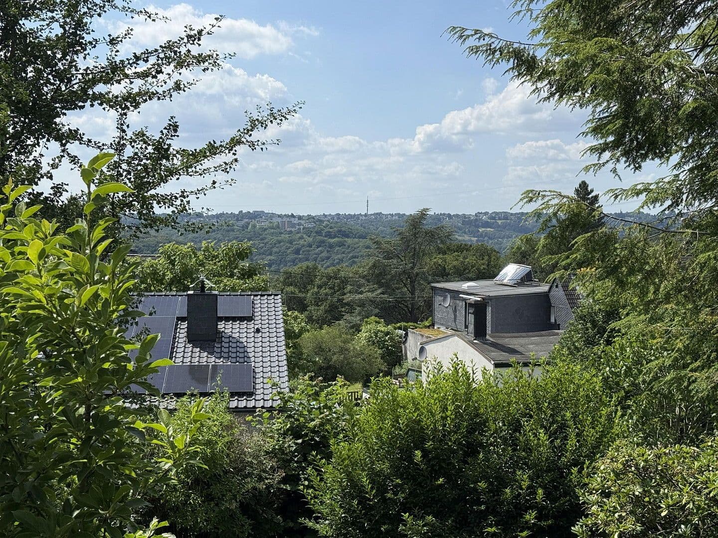 Predaj domu 128 m², pozemek 884 m², Wuppertal, Severné Porýnie - Westfálsko Predaj domu 128 m², pozemek 884 m², Wuppertal, Severné Porýnie - Westfálsko