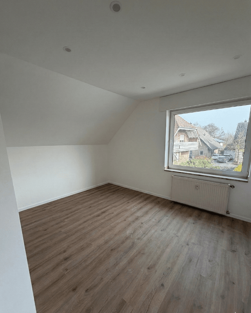 Prenájom bytu 6-izbový 153 m², Erkelenz, Severné Porýnie - Westfálsko Prenájom bytu 6-izbový 153 m², Erkelenz, Severné Porýnie - Westfálsko