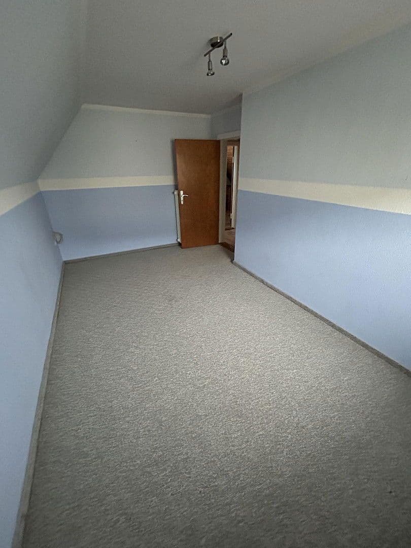 Predaj domu 130 m², pozemek 736 m², Nortorf, Šlezvicko-Holštajnsko Predaj domu 130 m², pozemek 736 m², Nortorf, Šlezvicko-Holštajnsko