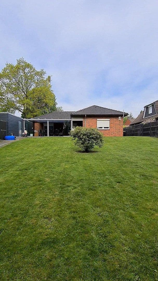 Predaj domu 102 m², pozemek 830 m², Hemmingstedt, Šlezvicko-Holštajnsko Predaj domu 102 m², pozemek 830 m², Hemmingstedt, Šlezvicko-Holštajnsko