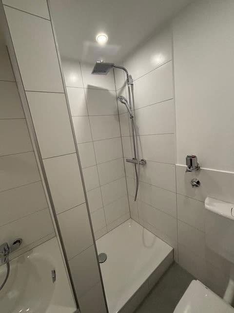 Prenájom bytu 3-izbový 92 m², Noestraße 28, München, Bavorsko Prenájom bytu 3-izbový 92 m², Noestraße 28, München, Bavorsko