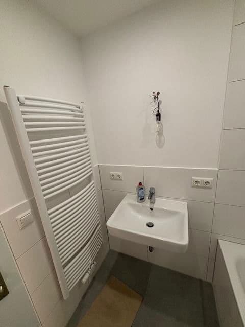 Prenájom bytu 3-izbový 92 m², Noestraße 28, München, Bavorsko Prenájom bytu 3-izbový 92 m², Noestraße 28, München, Bavorsko