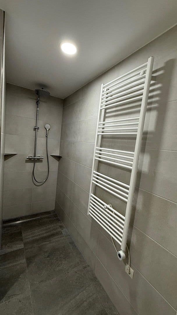 Prenájom bytu 3-izbový 102 m², Andernach, Porýnie-Falcko Prenájom bytu 3-izbový 102 m², Andernach, Porýnie-Falcko