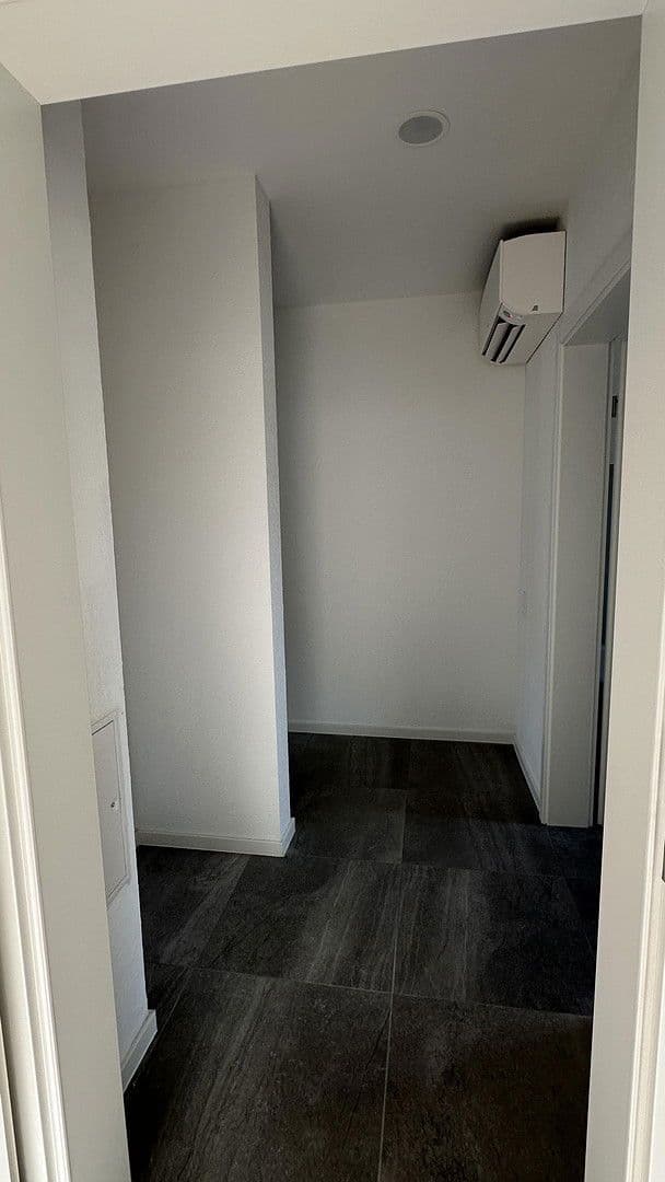 Prenájom bytu 3-izbový 102 m², Andernach, Porýnie-Falcko Prenájom bytu 3-izbový 102 m², Andernach, Porýnie-Falcko