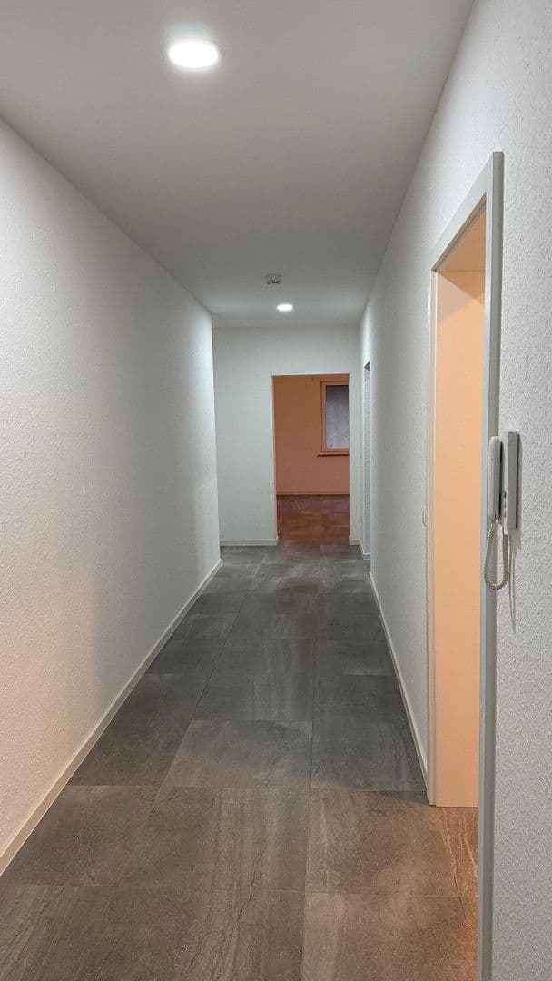 Prenájom bytu 3-izbový 102 m², Andernach, Porýnie-Falcko Prenájom bytu 3-izbový 102 m², Andernach, Porýnie-Falcko