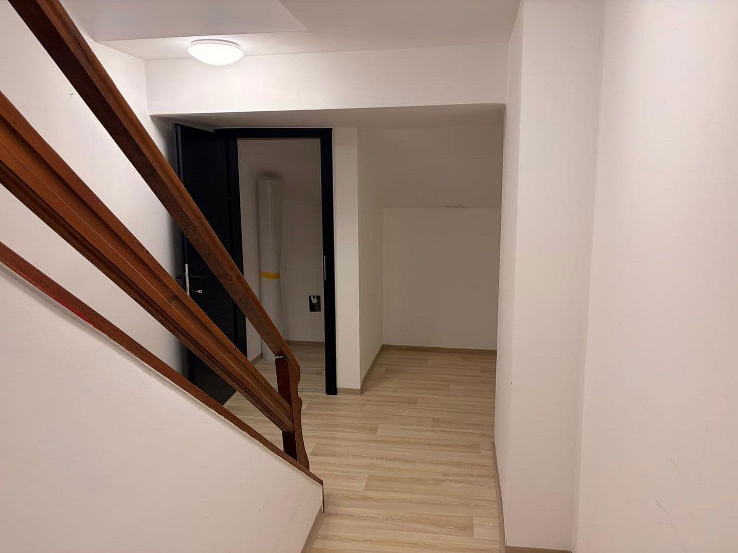 Prenájom kancelárie 55 m², Salurnerstraße 2, Kufstein, Tirolsko Prenájom kancelárie 55 m², Salurnerstraße 2, Kufstein, Tirolsko