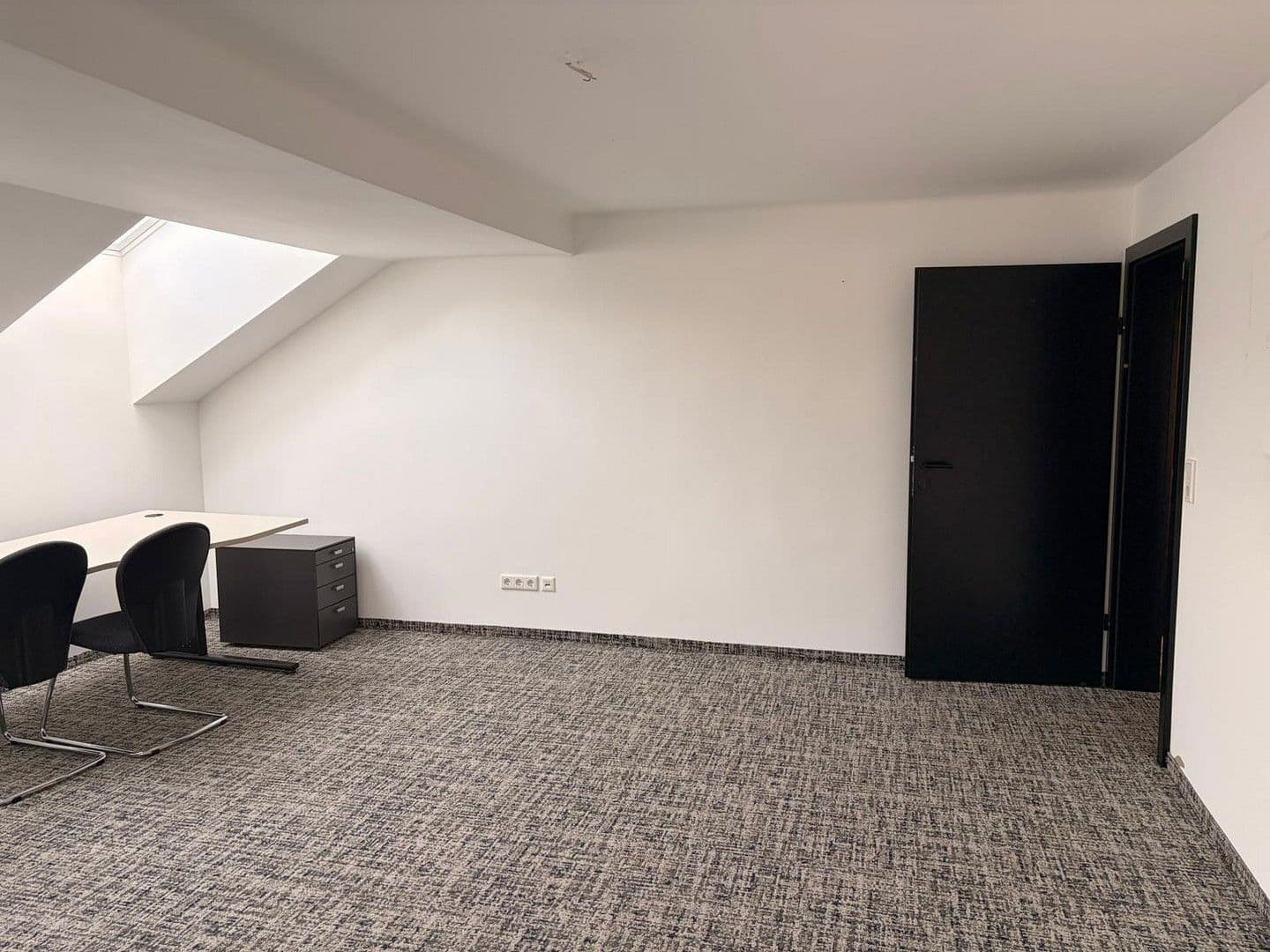 Prenájom kancelárie 55 m², Salurnerstraße 2, Kufstein, Tirolsko Prenájom kancelárie 55 m², Salurnerstraße 2, Kufstein, Tirolsko