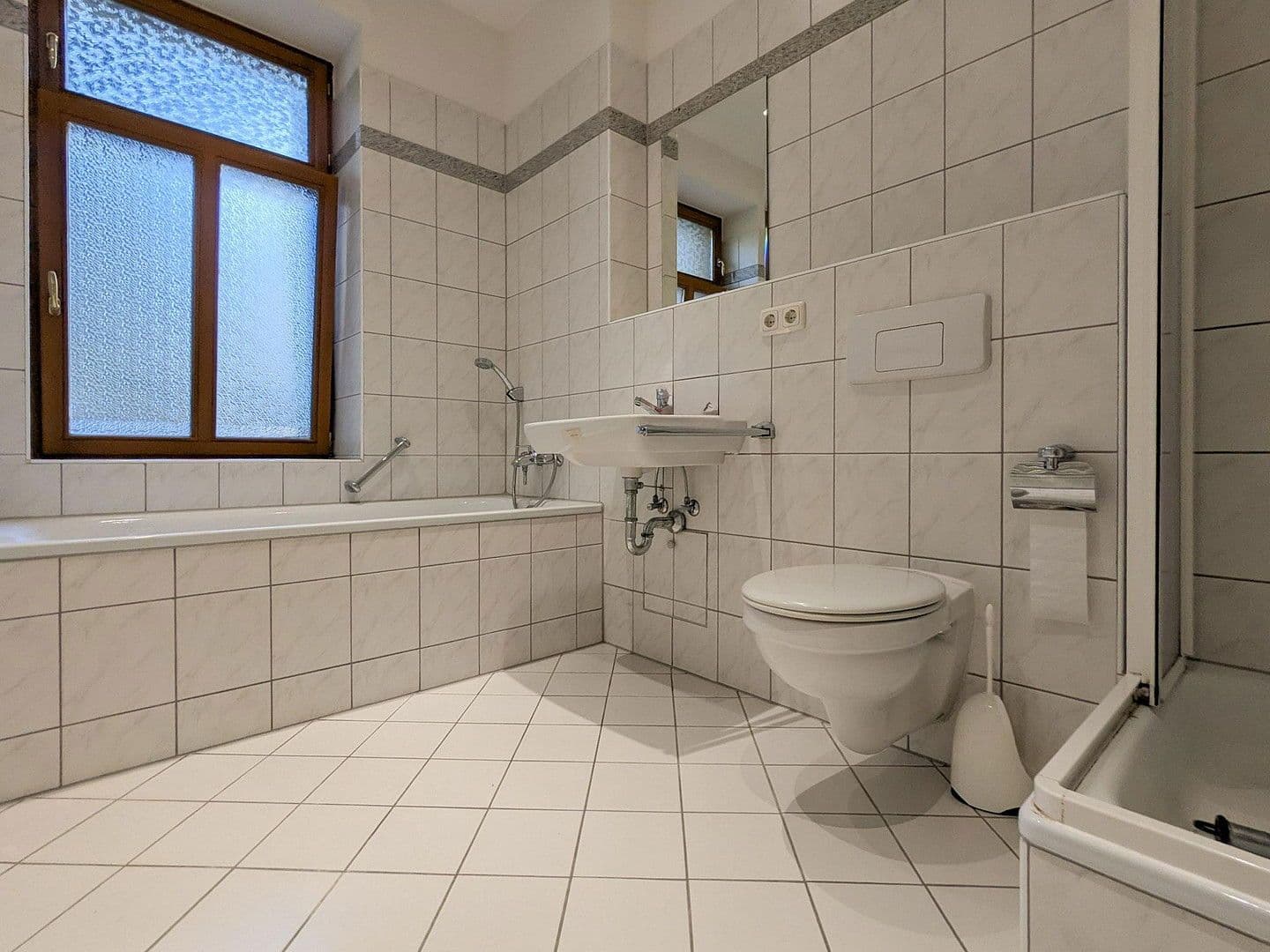 Prenájom bytu 2-izbový 61 m², Viertelsweg 47, Leipzig, Sasko Prenájom bytu 2-izbový 61 m², Viertelsweg 47, Leipzig, Sasko