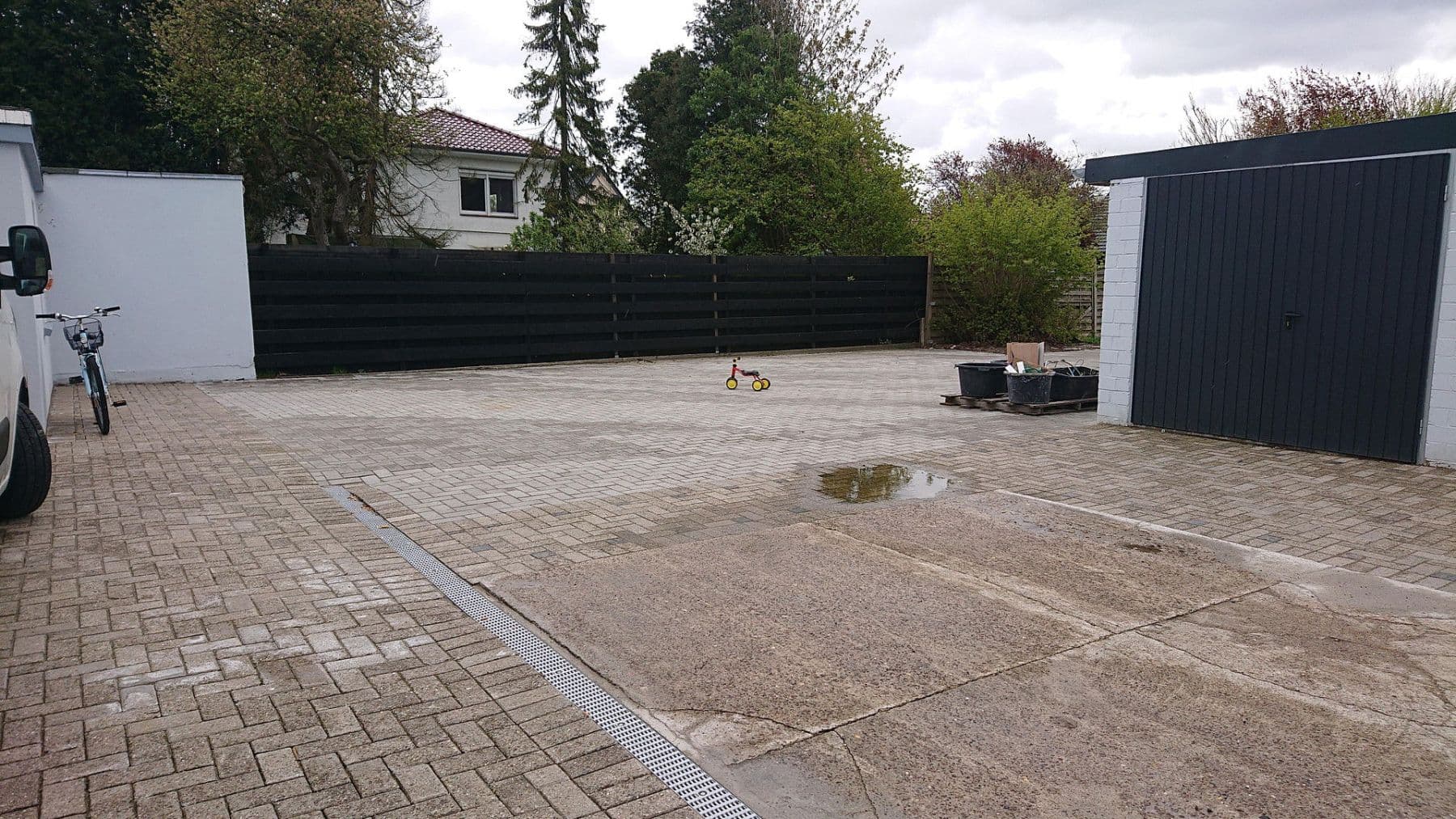 Prenájom nebytového priestoru 61 m², Lange Straße 35, Nordenham, Dolné Sasko Prenájom nebytového priestoru 61 m², Lange Straße 35, Nordenham, Dolné Sasko