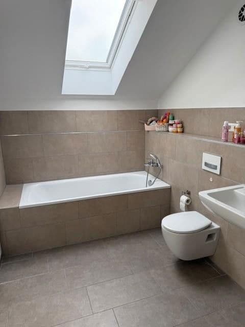 Predaj domu 230 m², pozemek 800 m², Berlin, Berlín Predaj domu 230 m², pozemek 800 m², Berlin, Berlín