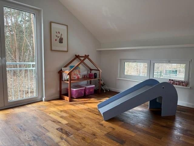 Predaj domu 230 m², pozemek 800 m², Berlin, Berlín Predaj domu 230 m², pozemek 800 m², Berlin, Berlín