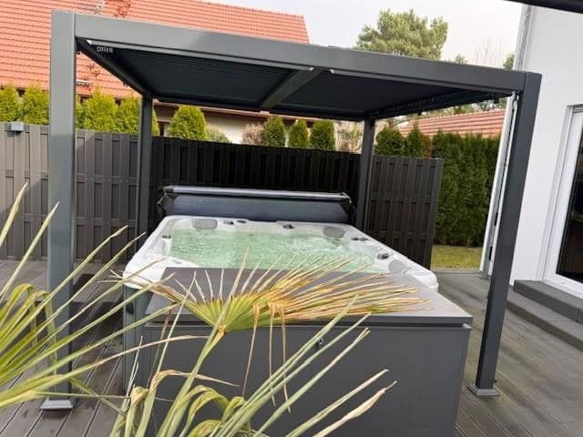 Predaj domu 230 m², pozemek 800 m², Berlin, Berlín Predaj domu 230 m², pozemek 800 m², Berlin, Berlín