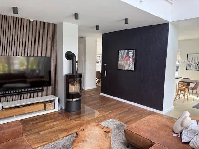 Predaj domu 230 m², pozemek 800 m², Berlin, Berlín Predaj domu 230 m², pozemek 800 m², Berlin, Berlín