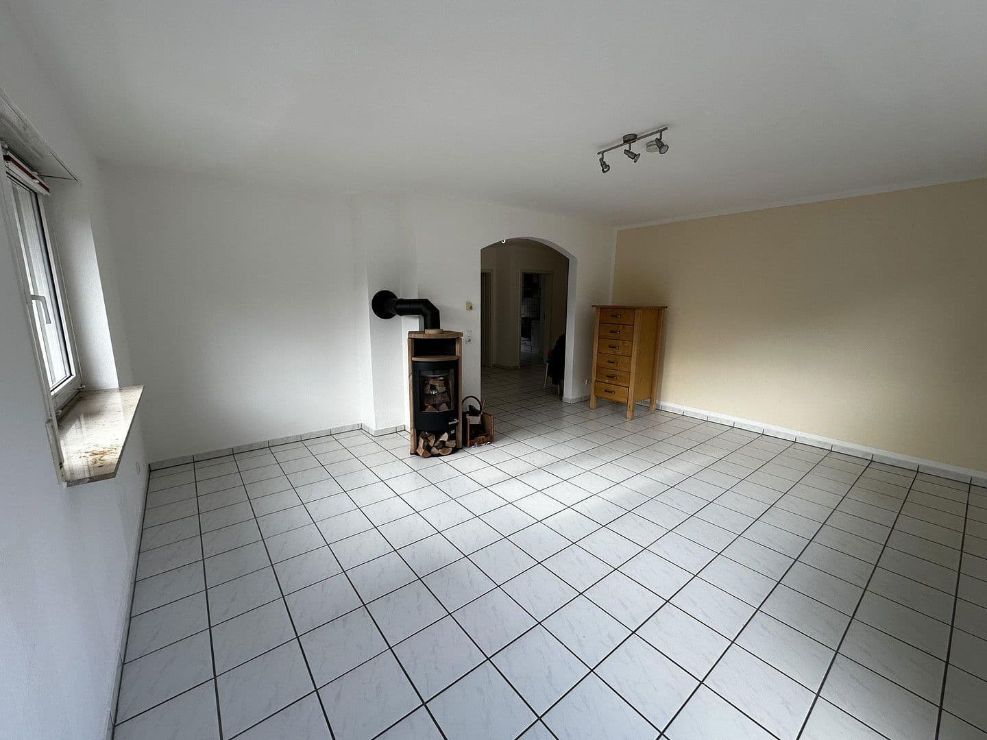 Prenájom bytu 3-izbový 85 m², Bensheim, Hesensko Prenájom bytu 3-izbový 85 m², Bensheim, Hesensko