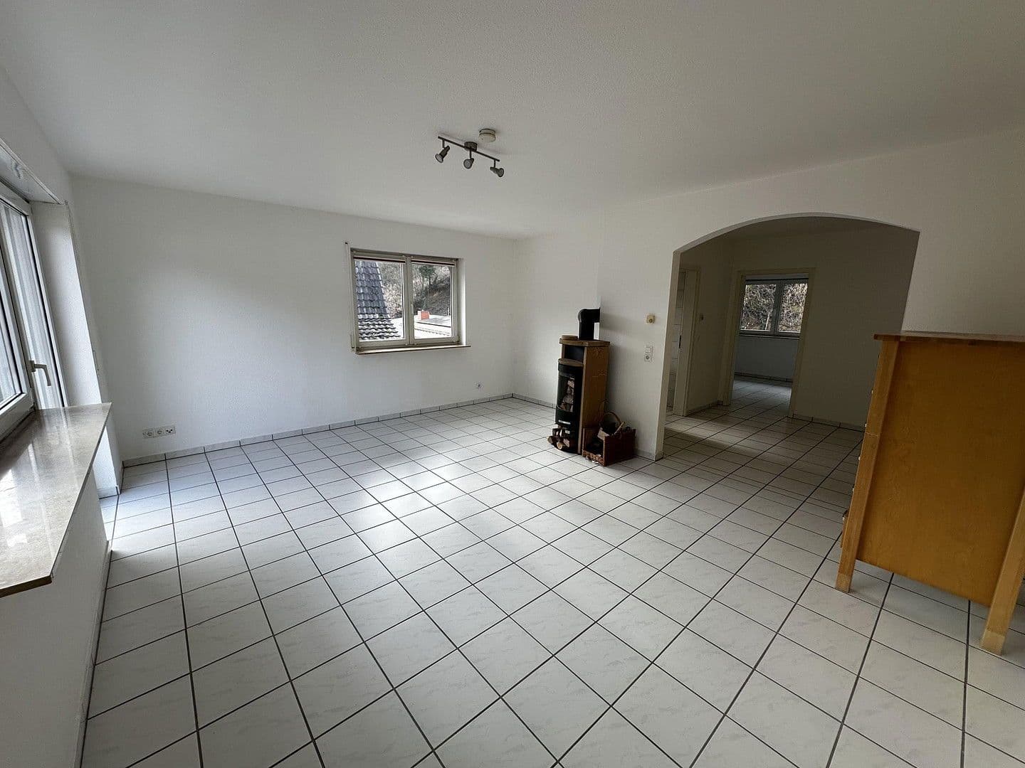 Prenájom bytu 3-izbový 85 m², Bensheim, Hesensko Prenájom bytu 3-izbový 85 m², Bensheim, Hesensko