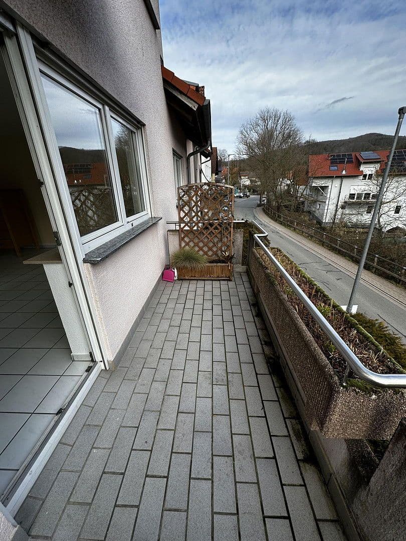 Prenájom bytu 3-izbový 85 m², Bensheim, Hesensko Prenájom bytu 3-izbový 85 m², Bensheim, Hesensko